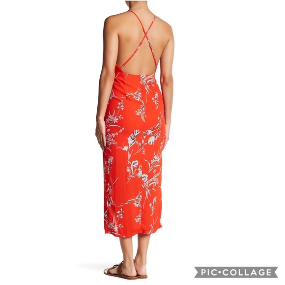 Dress Forum Surplice Floral Print Dress - Picture 4 of 8